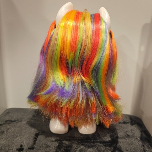 Poopsie Dancing Unicorn Rainbow Brightstar Doll - Picture 8 of 10
